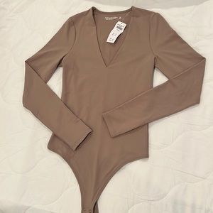 Abercrombie Long Sleeve V-Neck Bodysuit